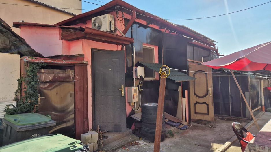 Casa + pivnita 50 mp - parc Cismigiu - Poză 2