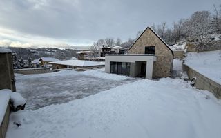 Casă elegantă cu arhitectură modernă și priveliște superbă – Feleacu - Poză 1