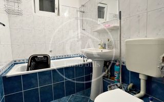 Apartament de închiriat cu 3 camere în zona Rogerius, Oradea - Poză 9