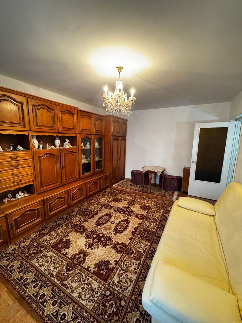 Apartament 3 camere de închiriat – Zona Decebal - Poză 7