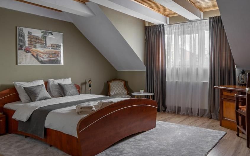 Elisabetin - Piata Bisericii  | 5 camere | Centrala  Proprie - Poză 3