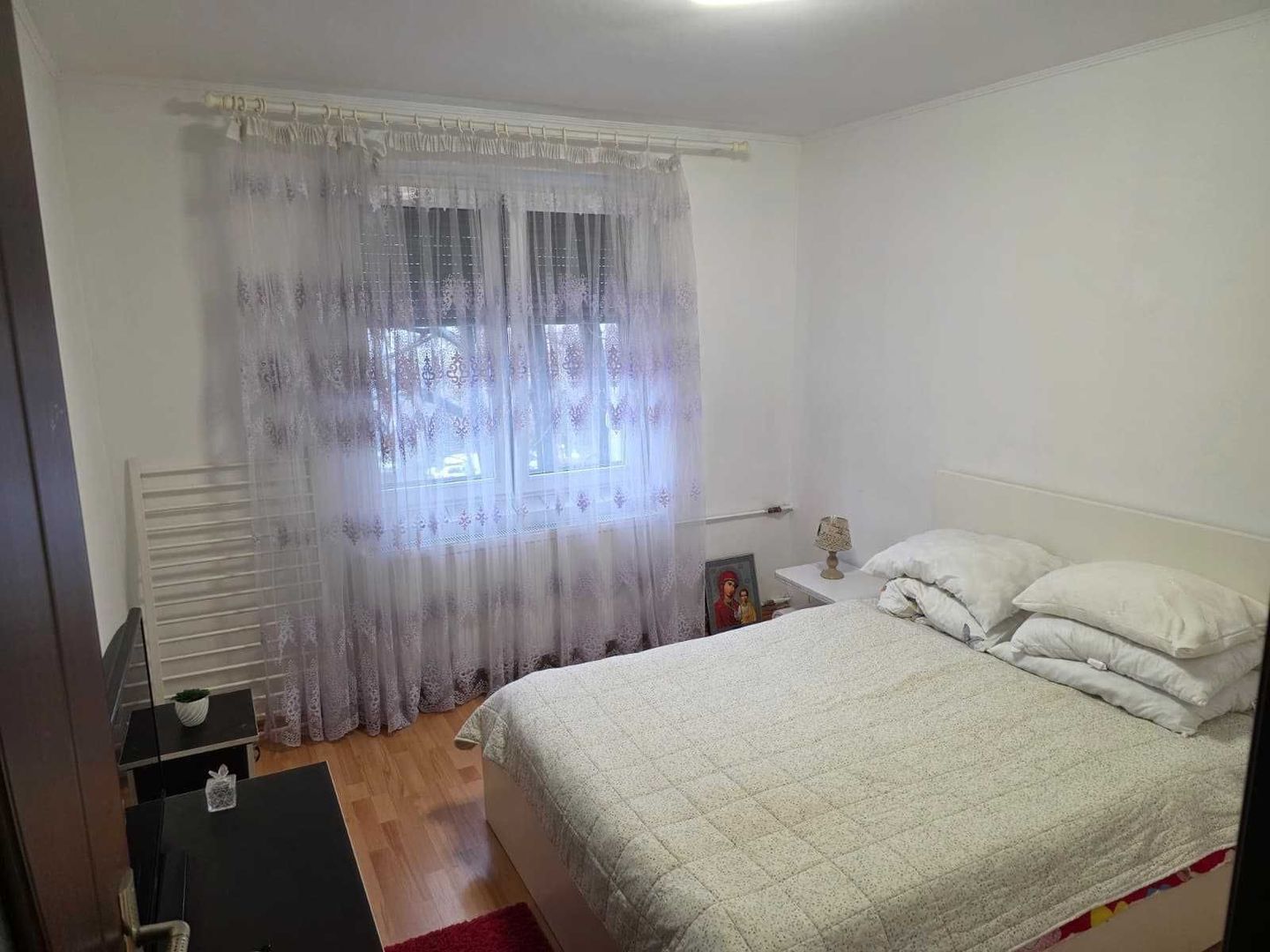 2 camere decomandat, etaj 3, mobilat, aproape metrou si Penny - Poză 1