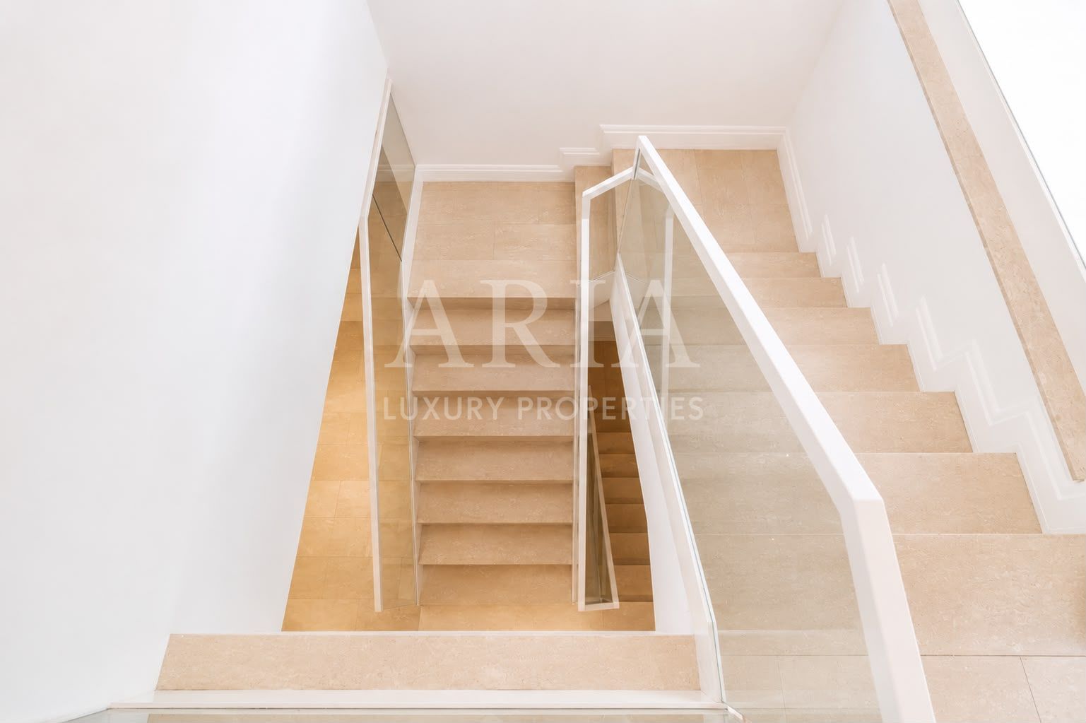 OXFORD GARDENS -  LUXURY GATED COMMUNITY - POOL - TENNIS COURT - PLAYGROUND - Poză 12