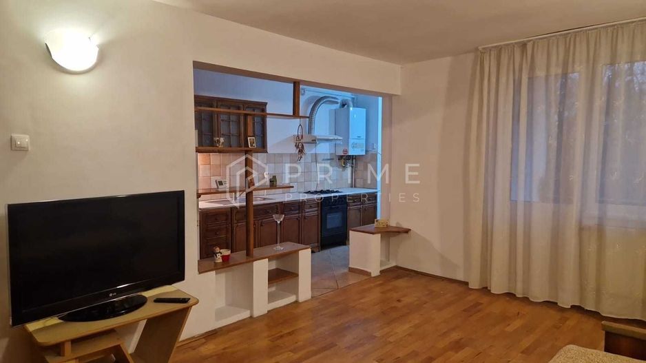 Apartament 3 camere – proaspăt renovat – zona 7 Noiembrie - Poză 2