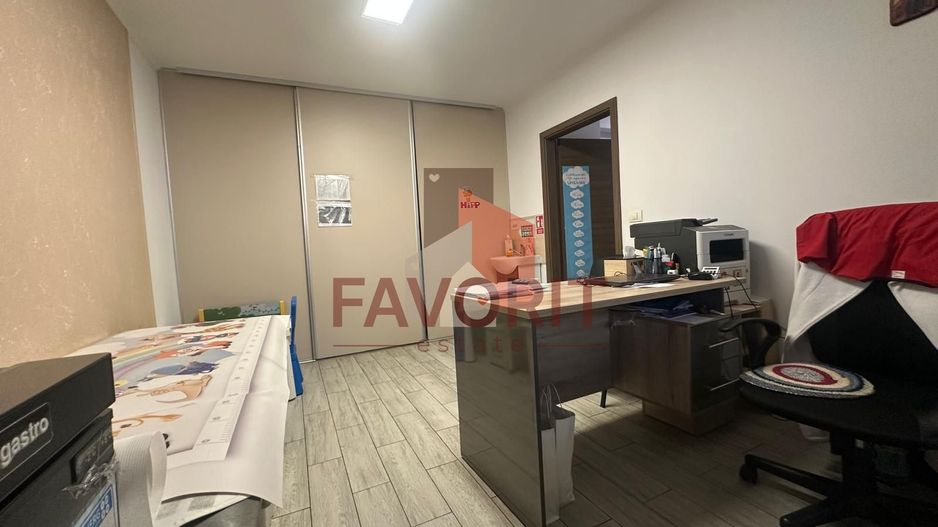 spatiu comercial cabinet | centrala proprie | investitie | zona excelenta | - Poză 1