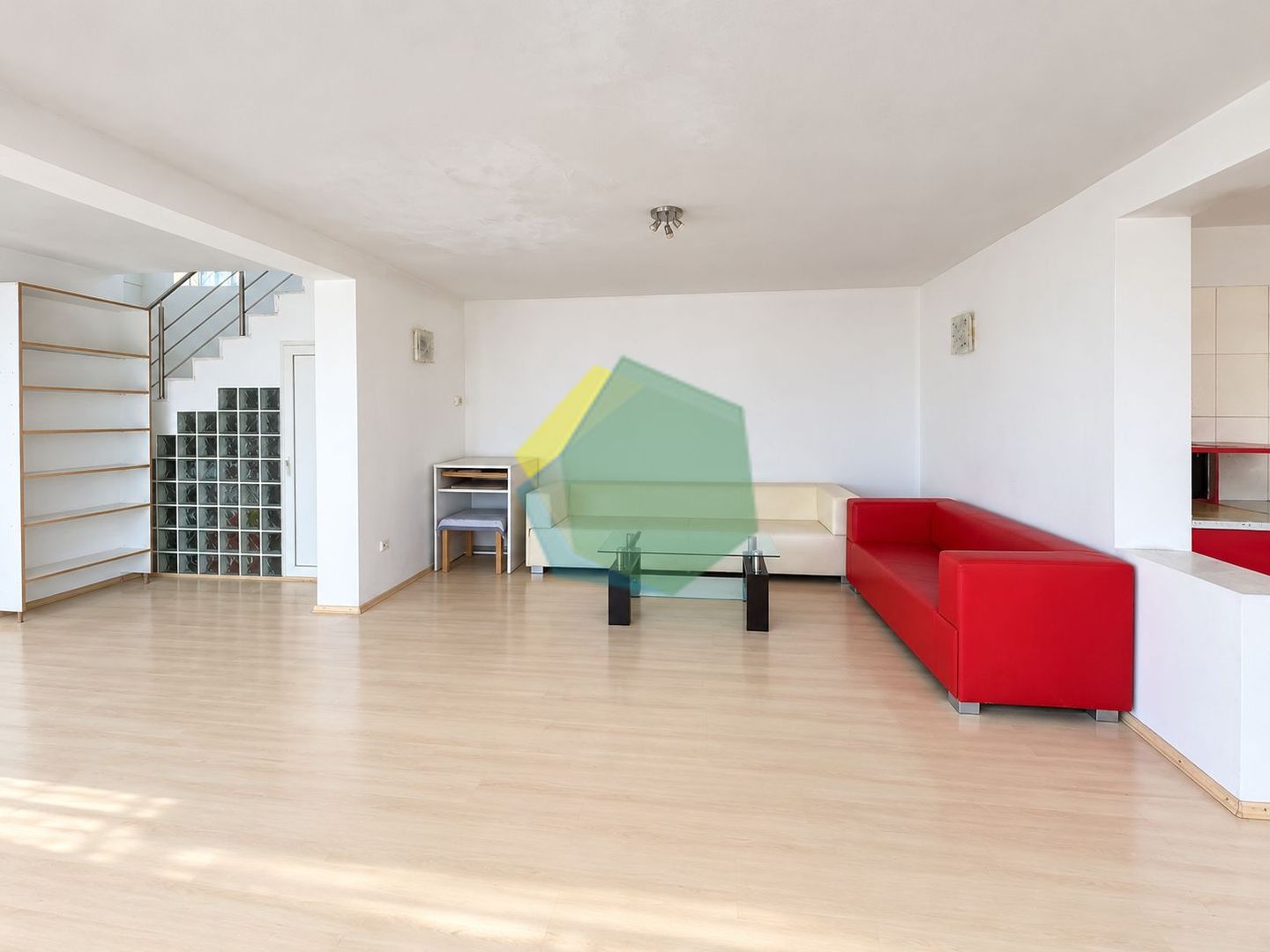 CASĂ CU 6 CAMERE ÎN COPĂCENI | 238 MP UTILI SI CURTE GENEROASĂ - Poză 4