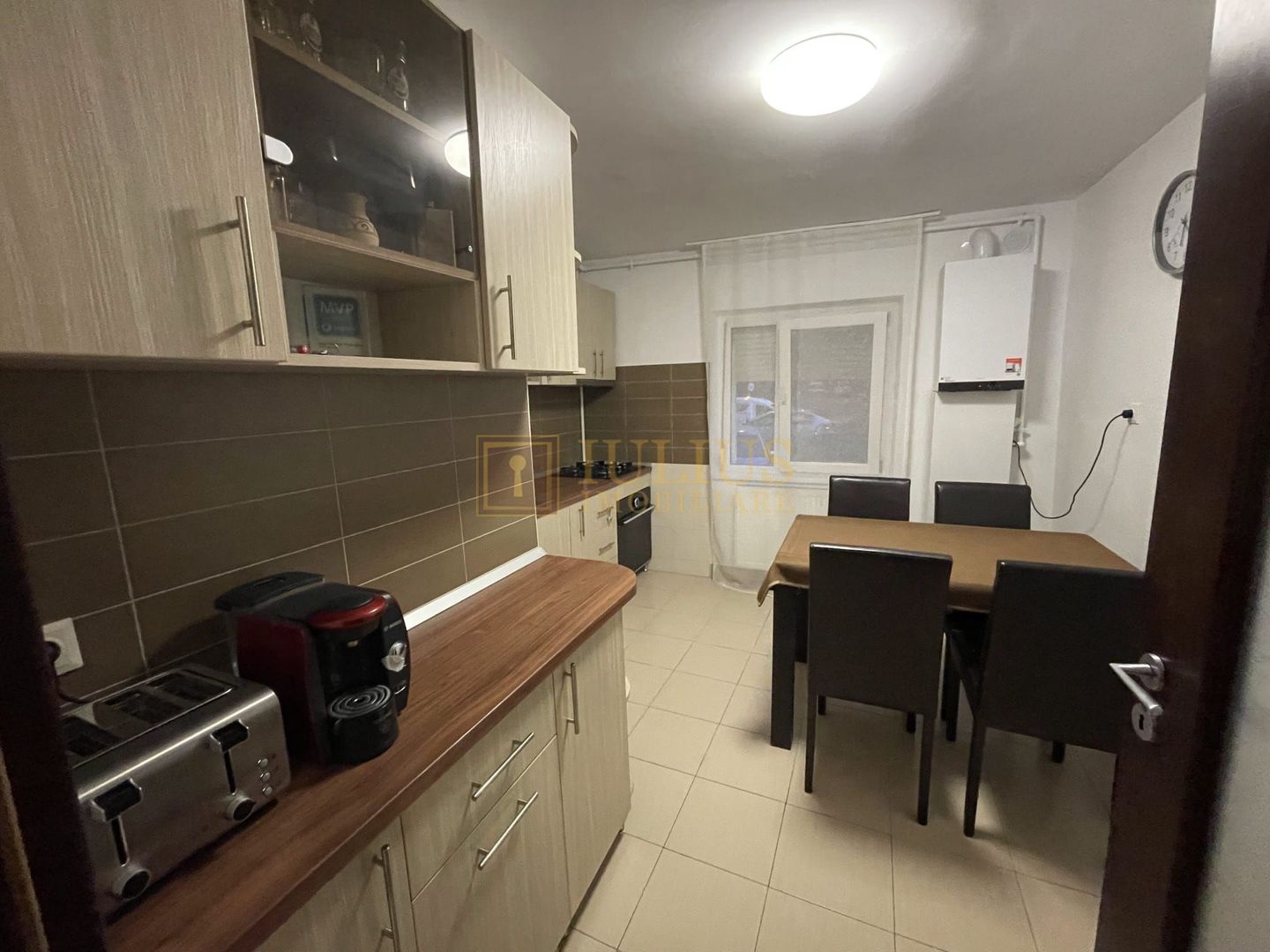 Zona Bucovina, 2 camere, centrala proprie. - Poză 3