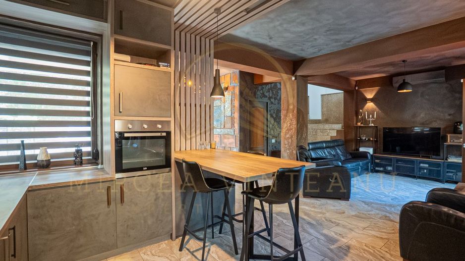 Casa P+1E de vanzare in Mamaia - Tabara Navodari - Poză 8