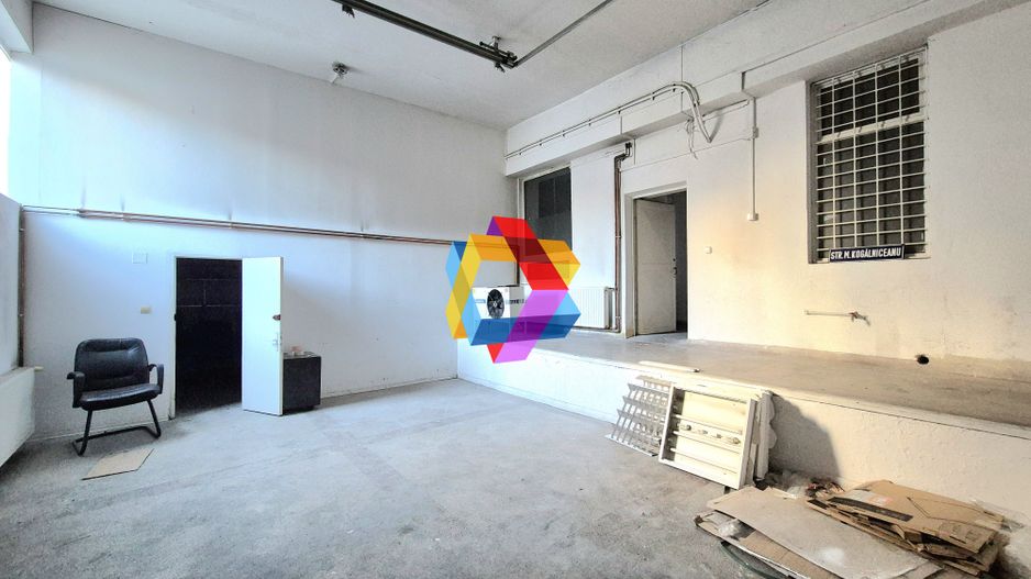 Spațiu comercial cu vad -  200 mp - Poză 10