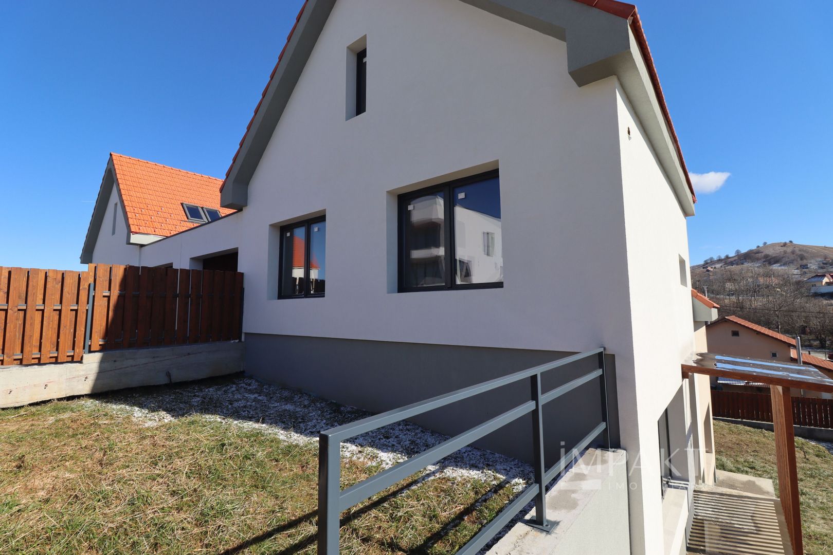 Casa superba si spatioasa, situata in Salicea! - Poză 18