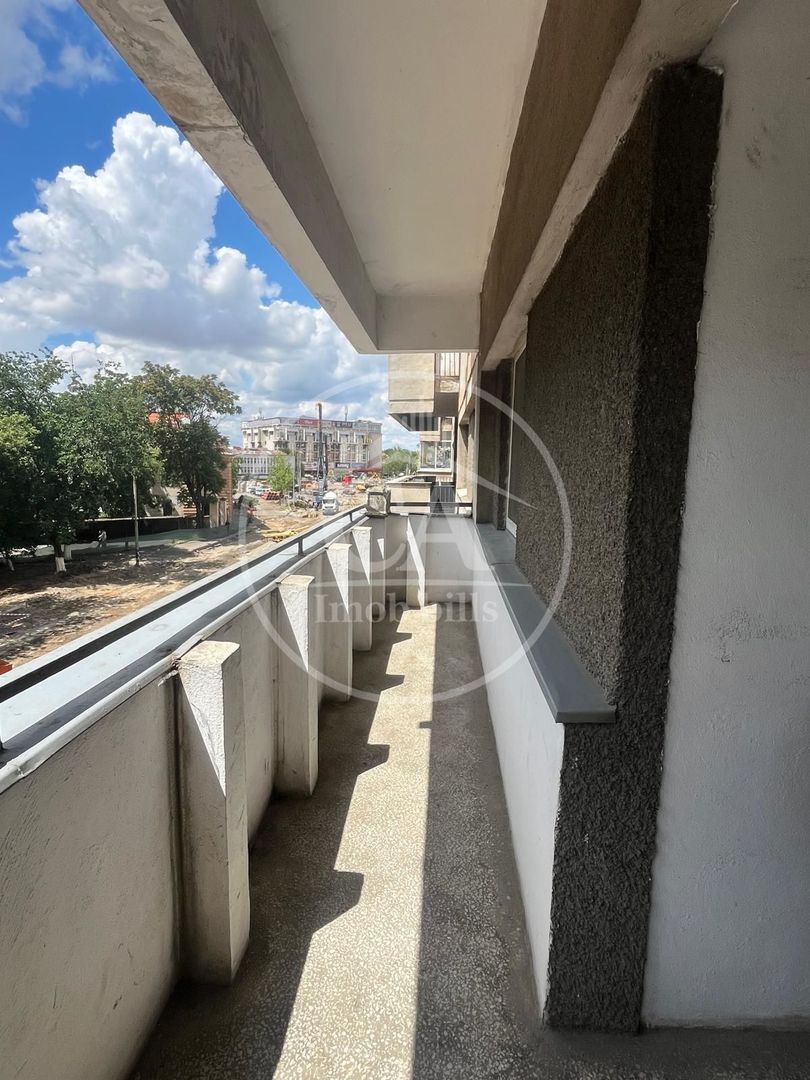 Apartament de închiriat cu 3 camere în zona centrală, Oradea - Poză 10
