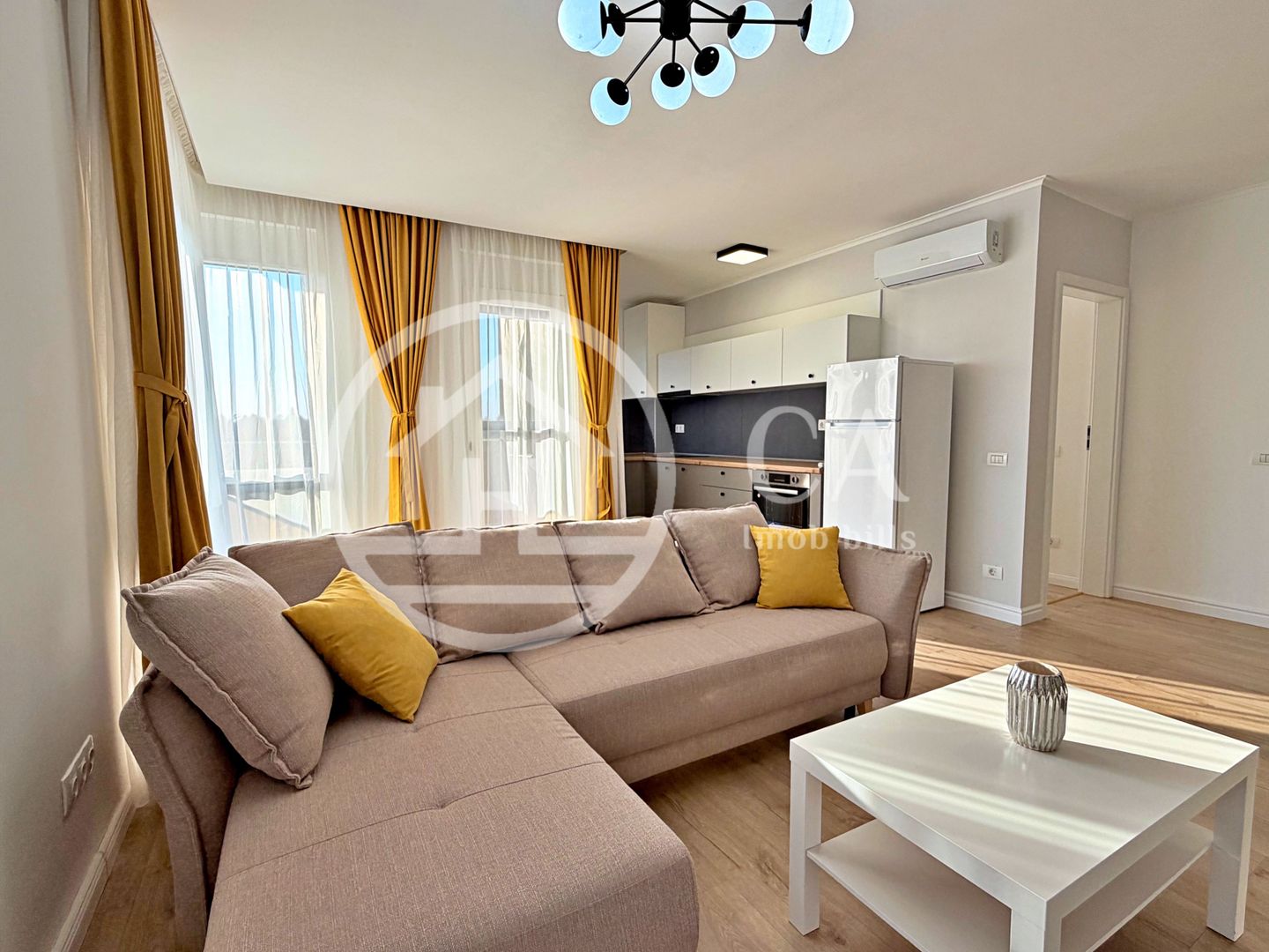 Apartament cu 3 camere de închiriat in WEST RESIDECE, Oradea - Poză 2