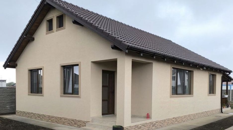 Casa Individuala Parter,Sanmihaiu Roman,3 Camere,Toate Utilitatile - Poză 1