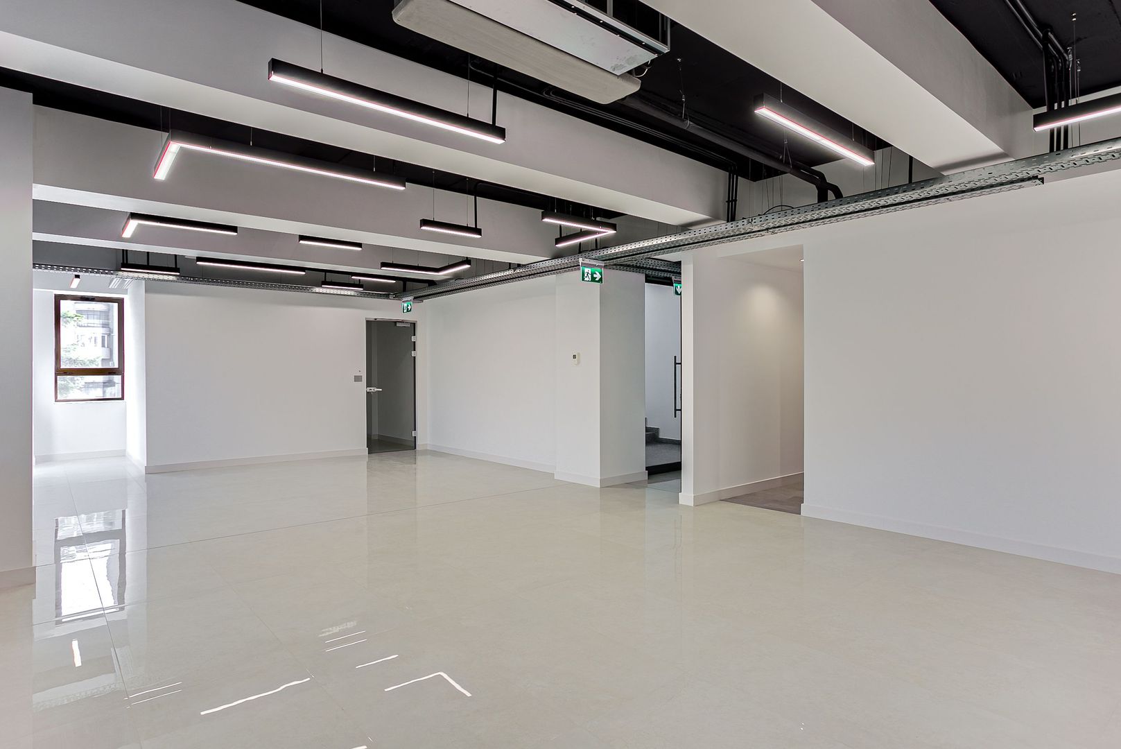 Spațiu modern de inchiriat destinat clinicilor sau companiilor - Poză 7