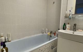 Garsoniera in bloc mixt, an 1980 zona Lujerului, Militari - Poză 11