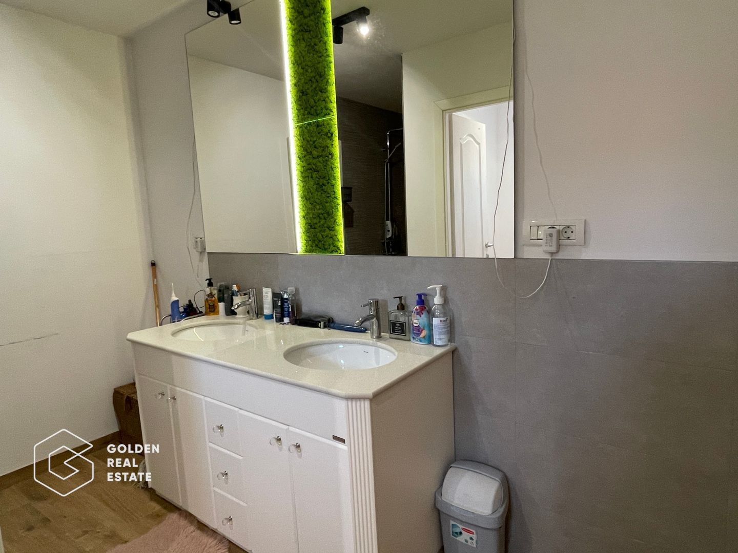 Vila 8 camere, Ghiroda, COMISION 0%, ideala familie numeroasa - Poză 4