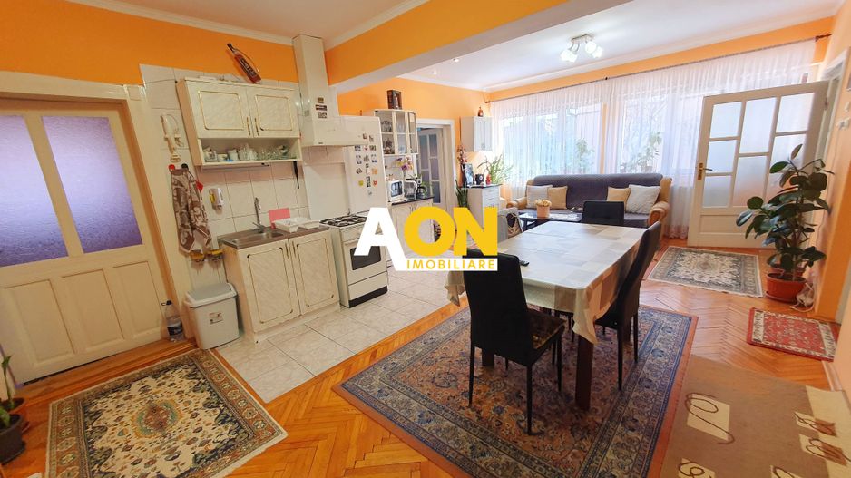 Casa 4 camere, 2 bai, 86 mp utili, renovata, zona Lipoveni - Poză 2