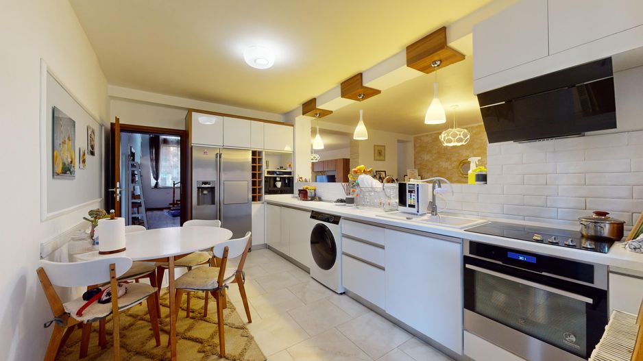 Casa cu stil,in mijlocul naturii Brasov-Bunloc - Poză 4