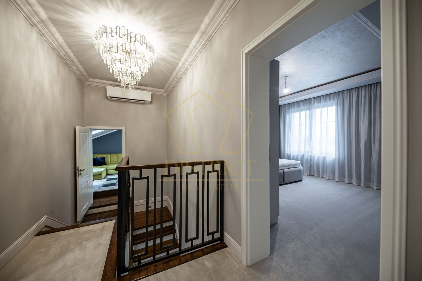 Vila exclusivista cu garaj si piscina I Dumbravita I Comison 0% - Poză 28