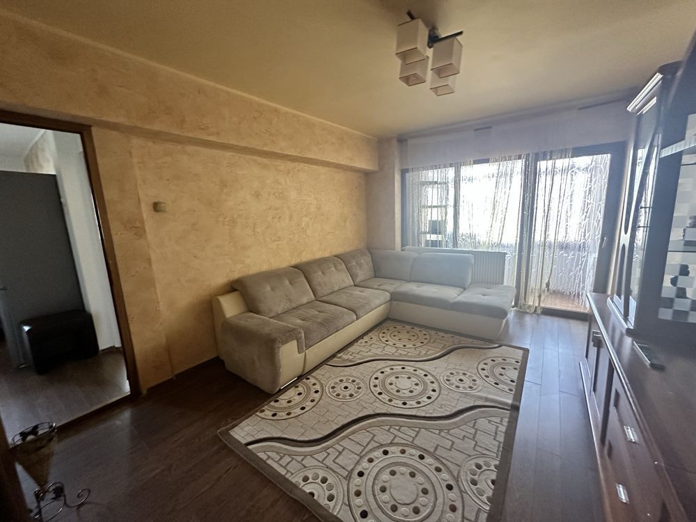 Apartament decomandat Lapus Electroputere Mall - Poză 1