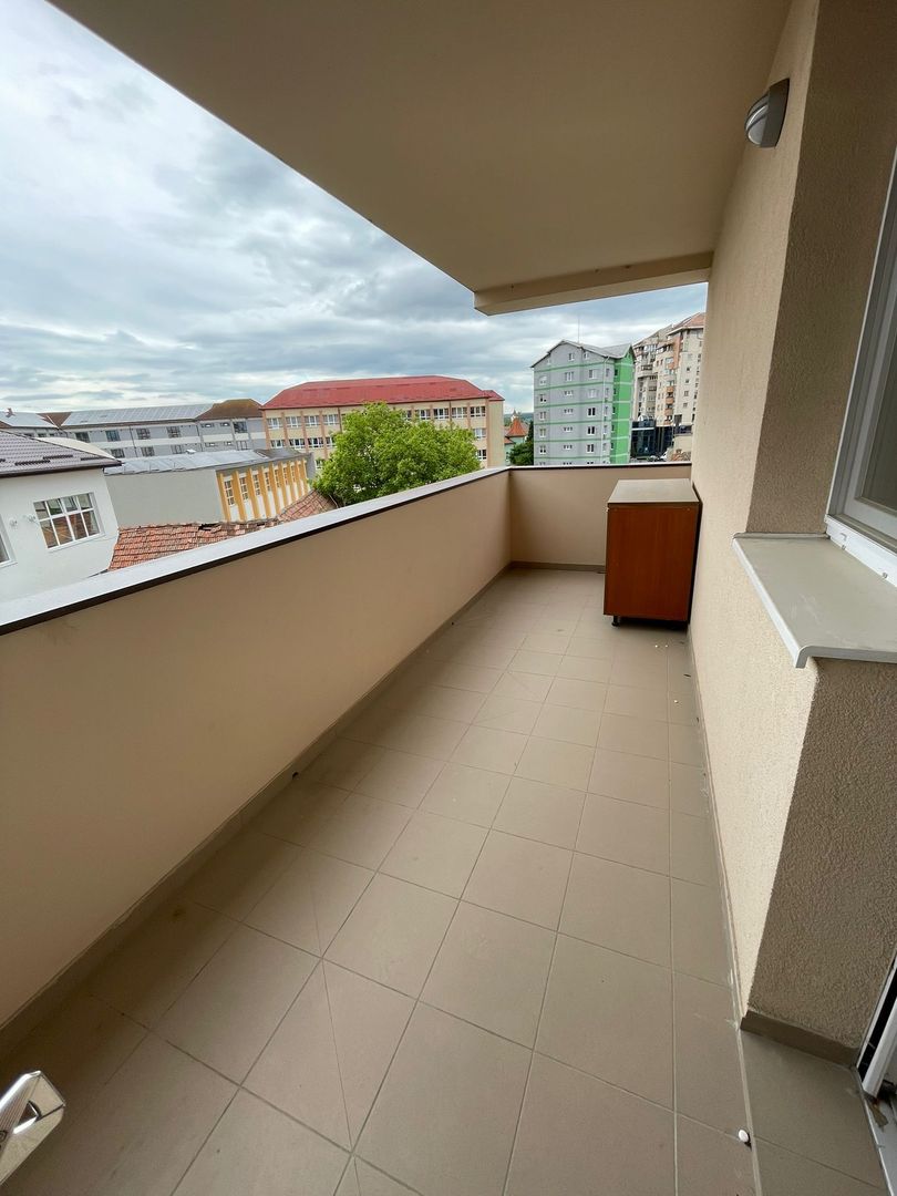 Apartament cu 1 camera de vanzare, zona Centru - Poză 6