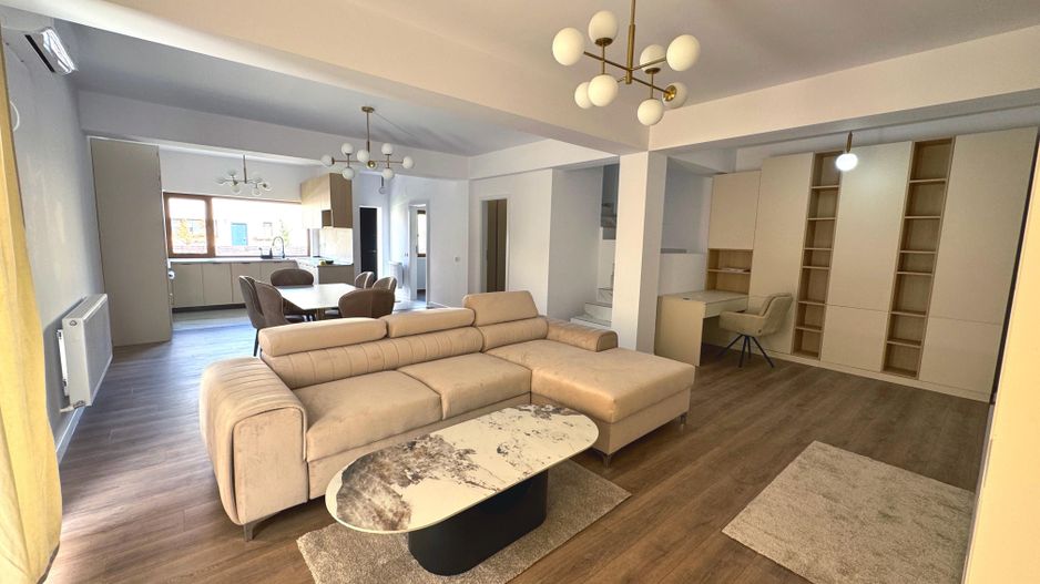 Casa de inchiriat - Poză 1