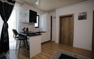 Apartament prima linie la mare, et.3 mobilat si utilat - Poză 11