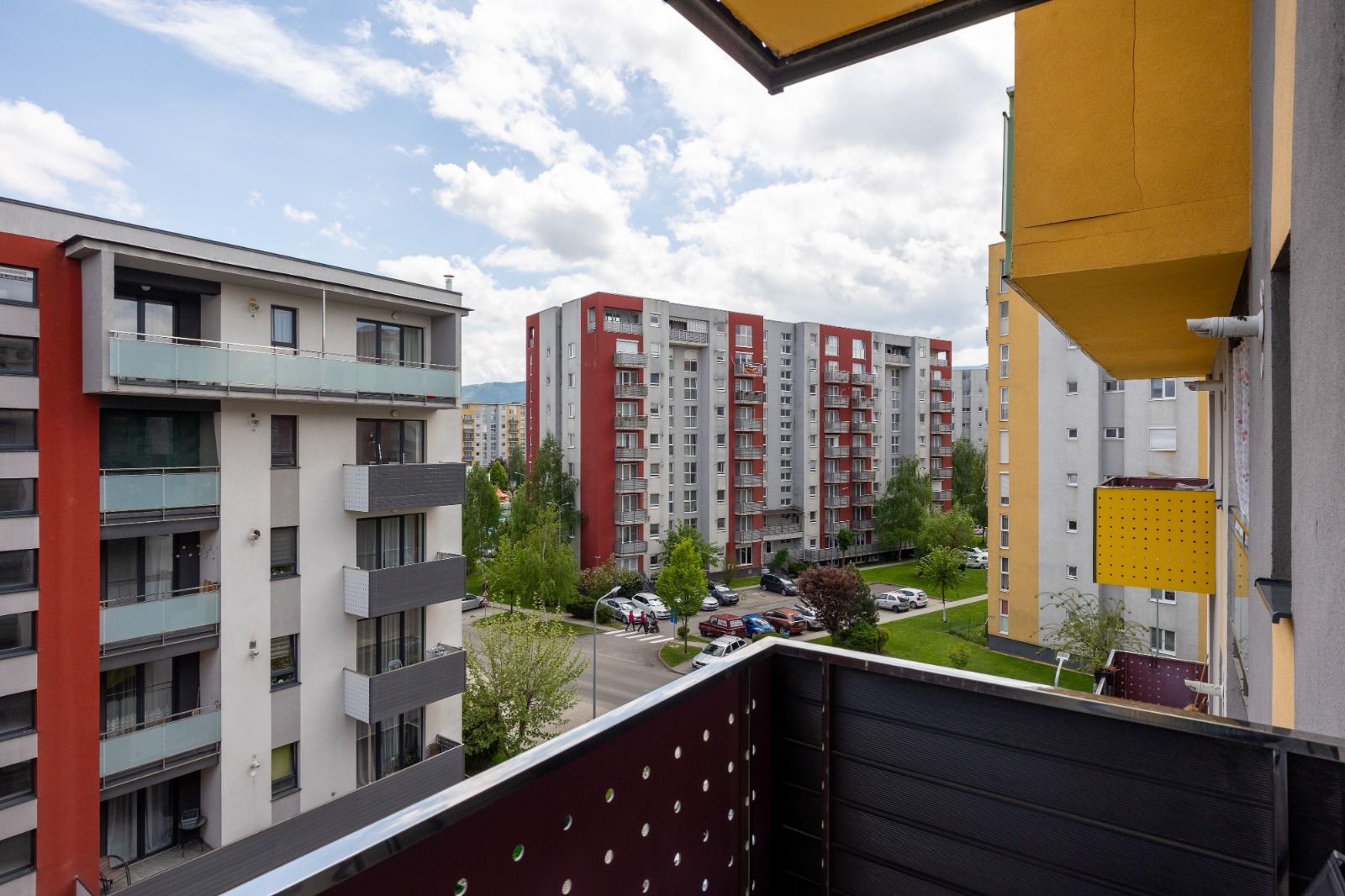 Avangarden Bartolomeu-Garsoniera 40 mp loc de parcare si boxa - Poză 17