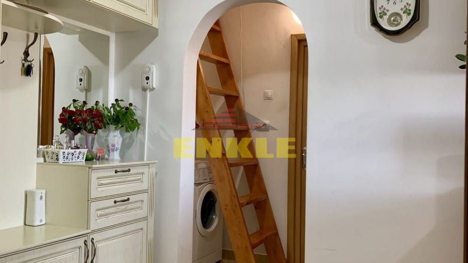 VÂNZARE APARTAMENT 2 CAMERE + MANSARDĂ - Poză 6