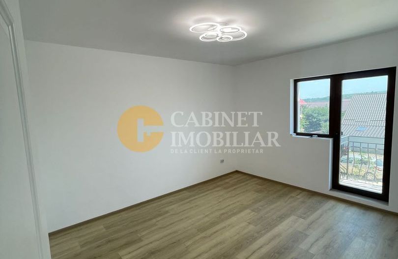 Etajul 1  Cug 2 Camere Decomandat 50 mp - Poză 6