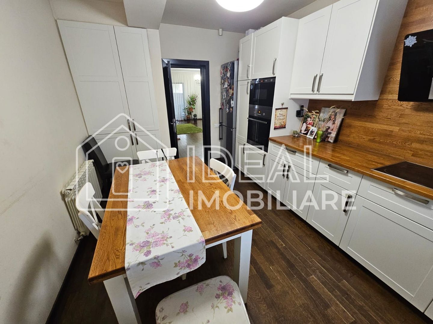Casa Mobiltata-Utilata cu 4 camere,  pe Pictor Brana - Poză 4