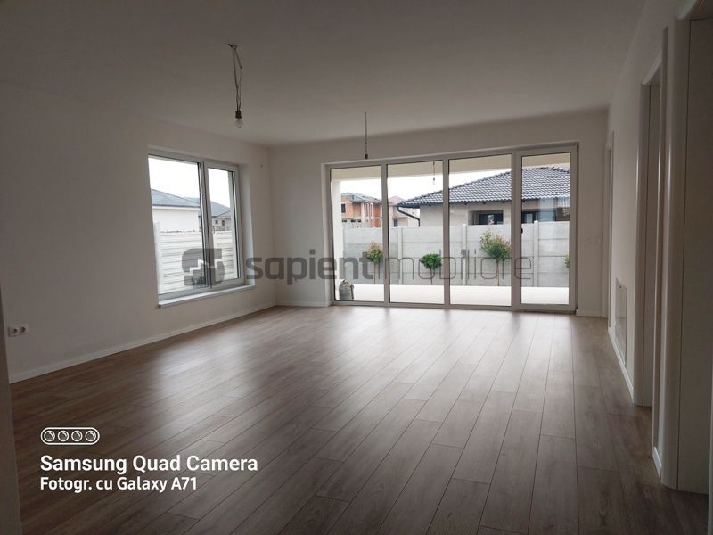 Casa noua in cartierul Viena Residence - Poză 3