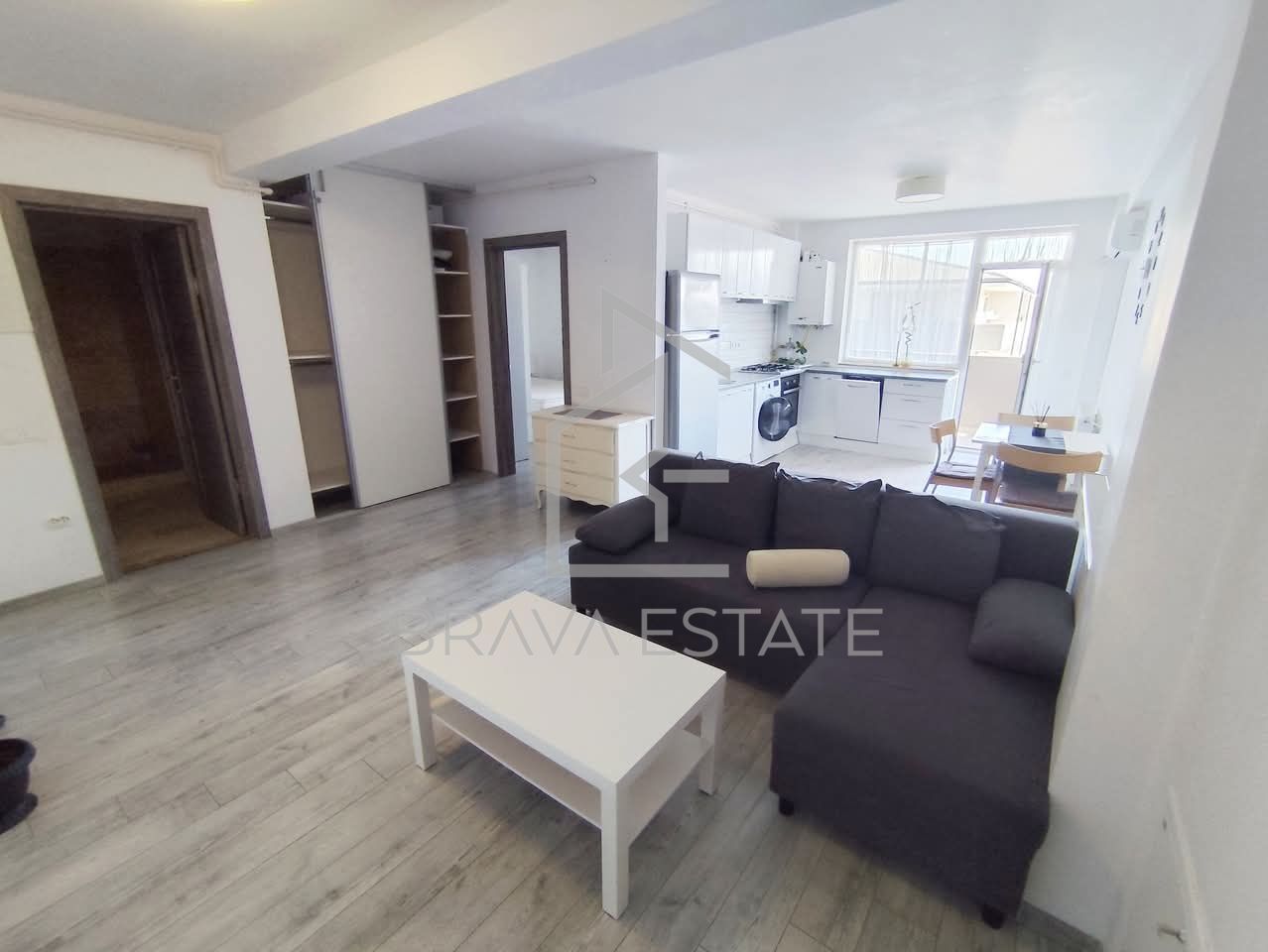 Apartament 2 camere, 55mp, balcon, parcare zona Terra - Poză 1