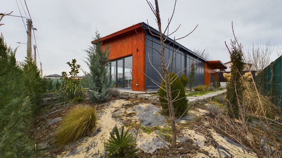 Casa Spațiu Versatil de Vânzare în Comuna Berceni - Poză 3