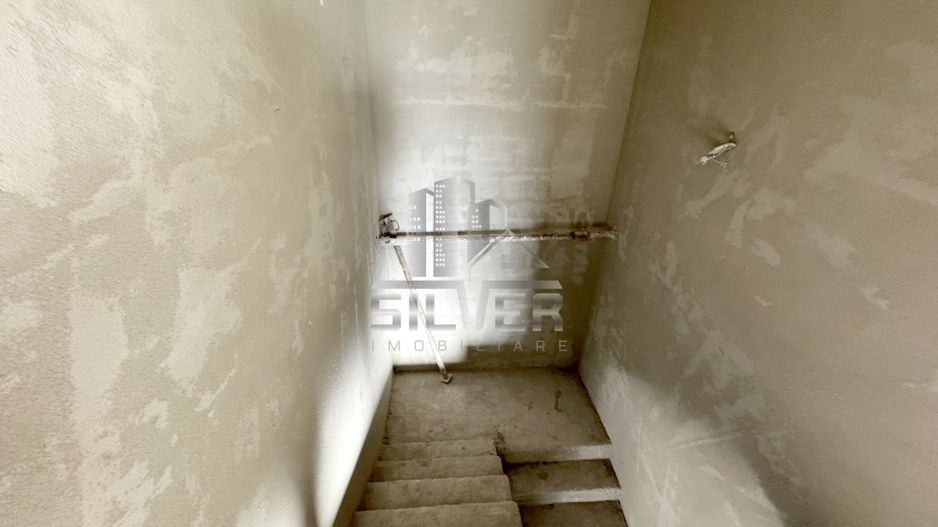 Casa  tip duplex/Teren 250mp/zona strazii Tautiului. - Poză 20