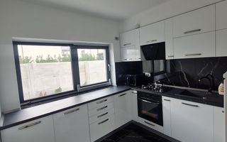 OFERTA 249.000 !!! Vila de vis din Tunari – Lux, rafinament și confort absolut! - Poză 14