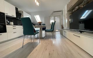 Apartament 3 camere 70 mp.  pod, loc de parcare-Selimbar - Poză 1