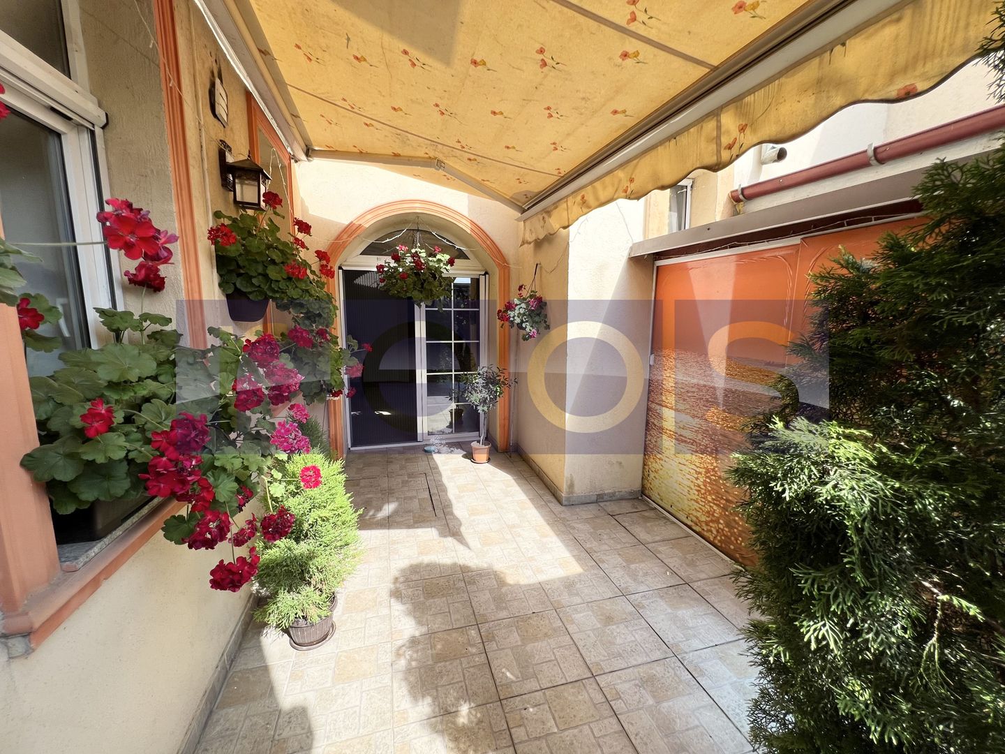 VANZARE 3 CAMERE | PARTER CASA INTERBELICA | 2 CURTI PROPRII | ZONA BELVEDERE - Poză 13