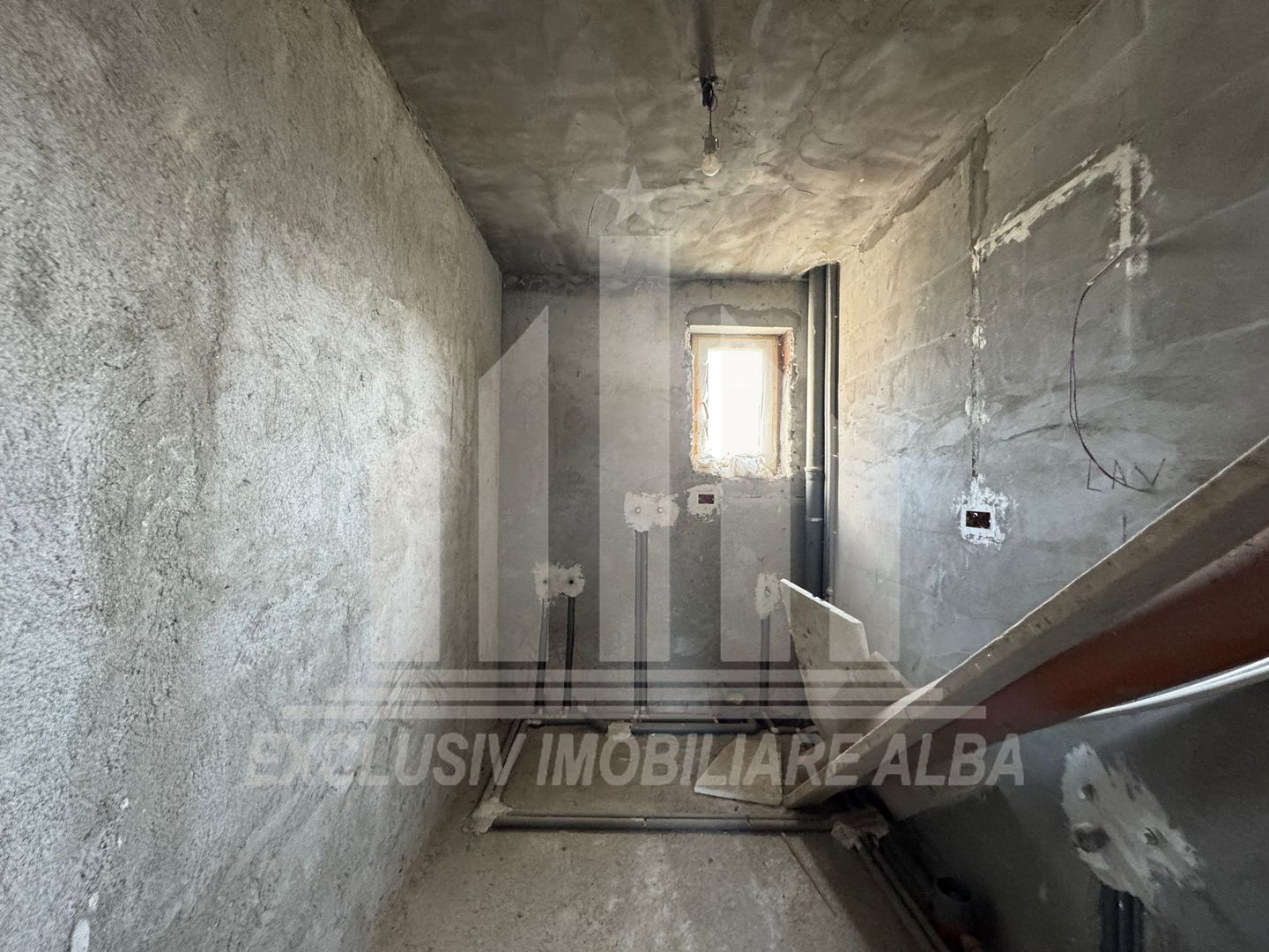 Casa individuala | Semifinisata | 230 mp | 480 mp teren | Partos - Poză 4