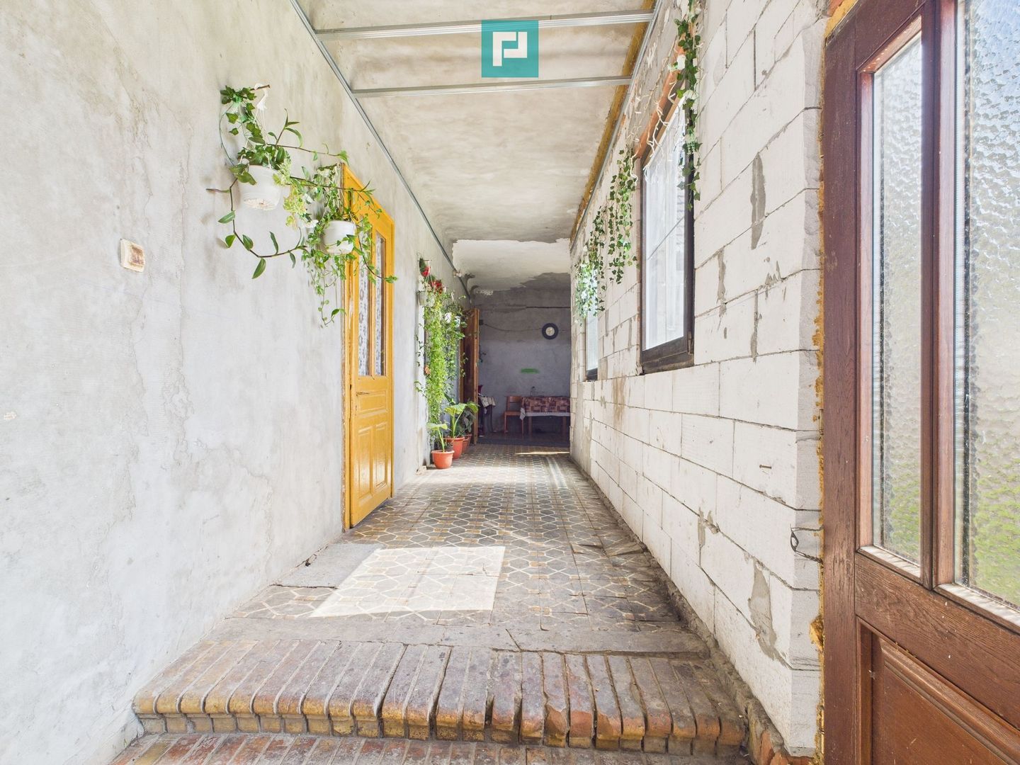 Casă cu Grădină Mare la 30 km de Timișoara - Poză 16