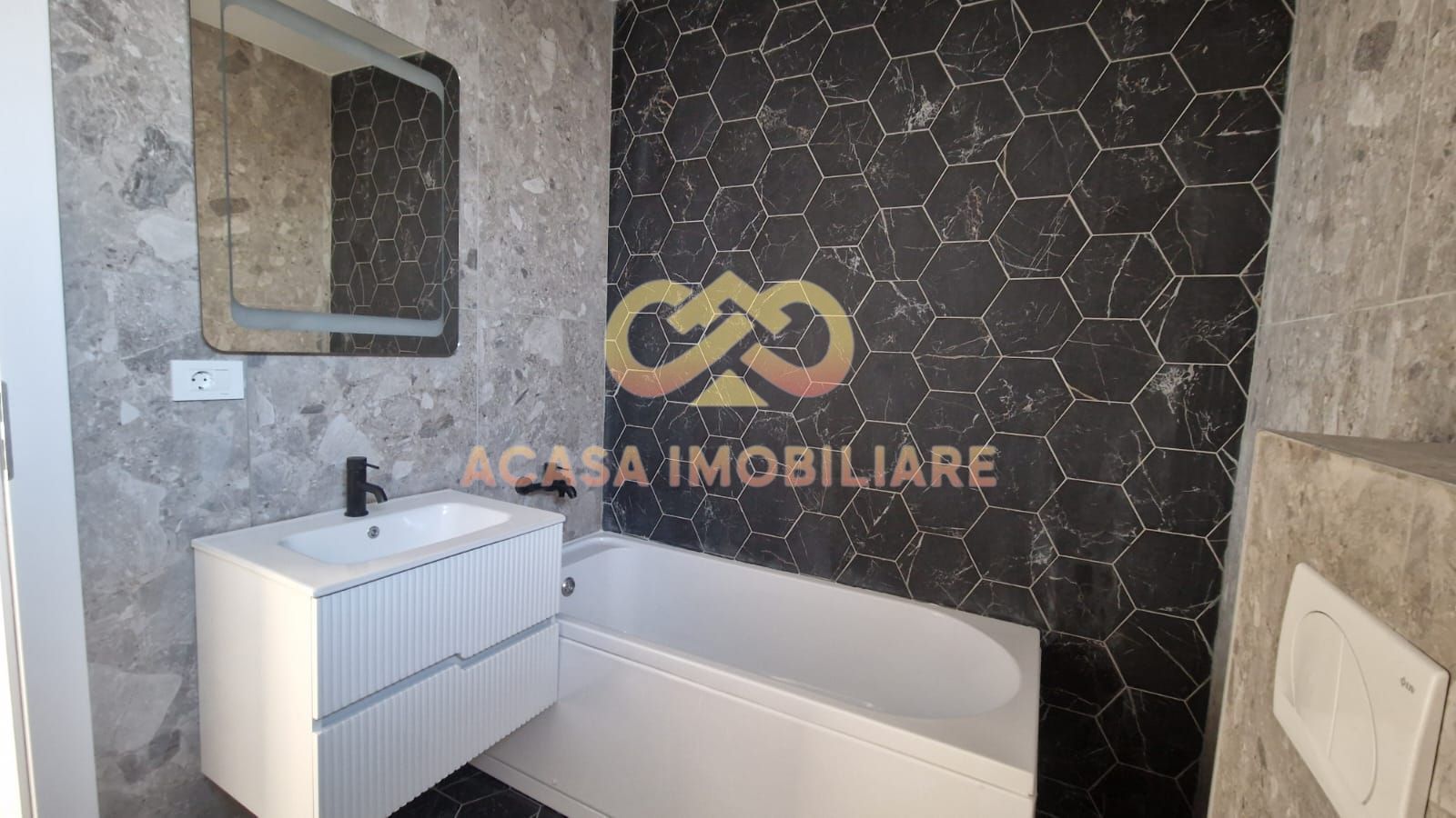 FINALIZAT APARTAMENT 3 CAMERE  GRADINA   PARCARE  BUCIUM VISAN - Poză 13