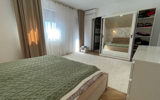 Locuinta eleganta cu finisaje premium - Poză 18