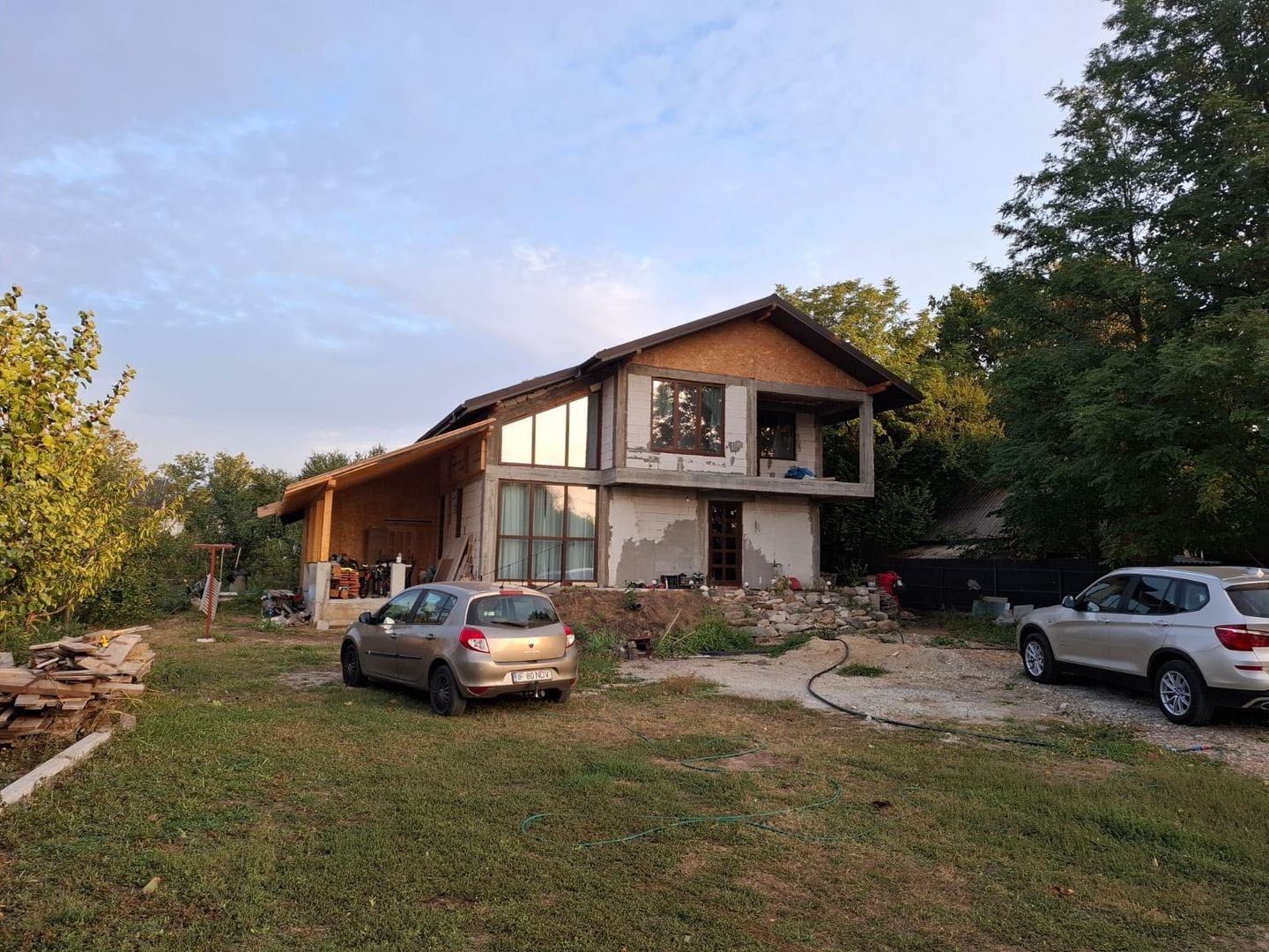 Casă individuala in  Dascalu. - Poză 1