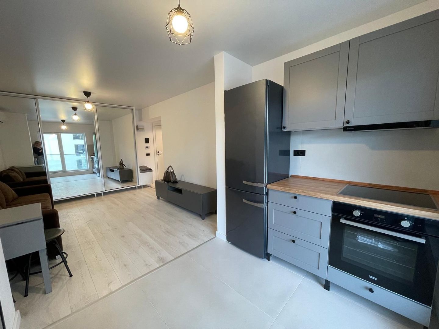 AP. 2 CAMERE SUN ROYAL VIEW, BLOC NOU, METROU 10 MINUTE, MODERN - Poză 6