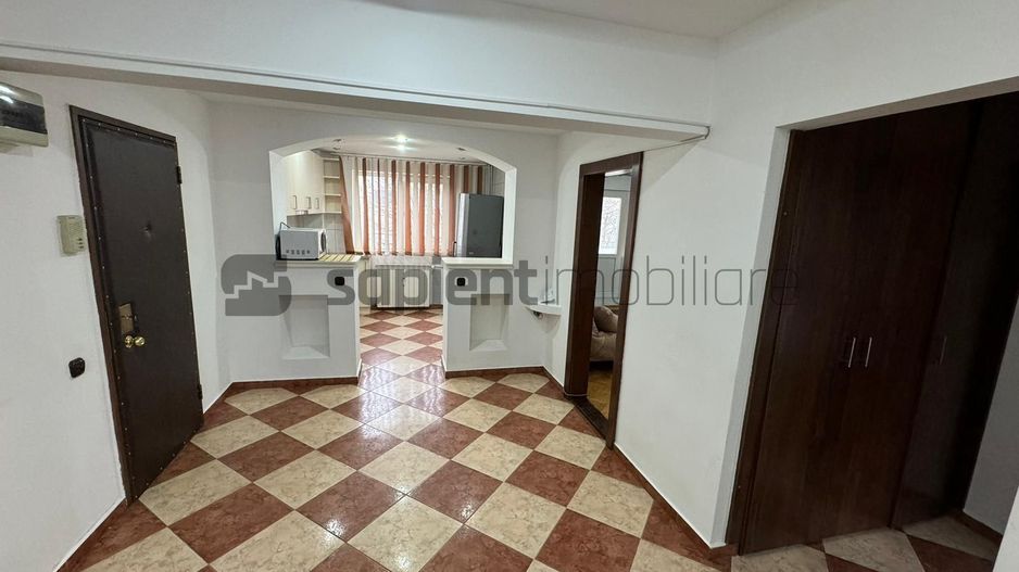 Apartament cu 4 camere in Nufarul - Poză 7
