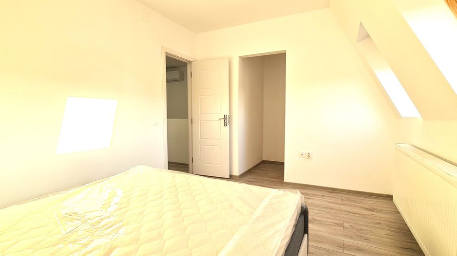 Casa semimobilata semiutilata in Cartier Izvor Tarlungeni Brasov - Poză 12