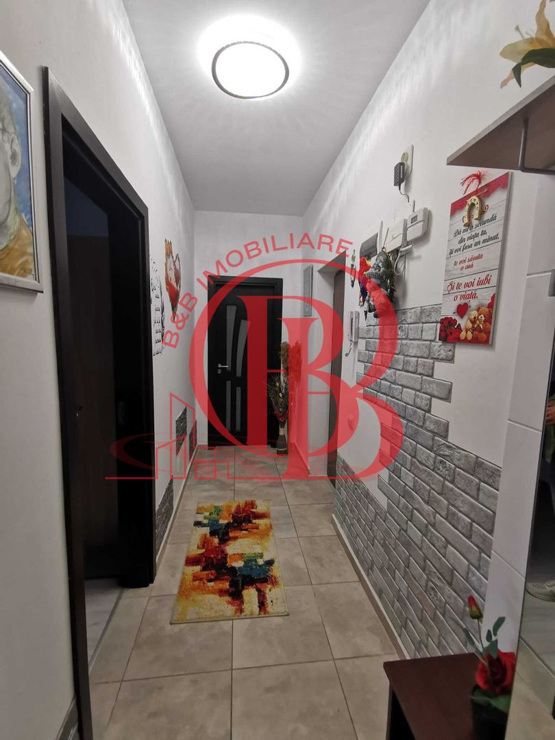 2 camere finalizat mobilat si loc de parcare inclus - Poză 1