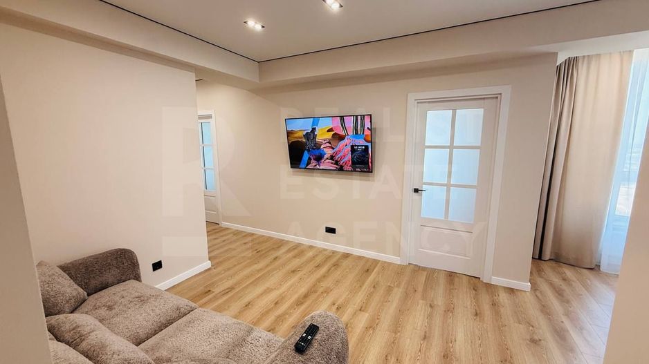 Vânzare, apartament, 3 camere + living, str. Ialoveni, Durlești - Poză 2