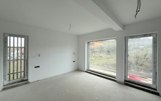 Casă individuală cu 699 teren la preț bun Chinteni - Poză 5