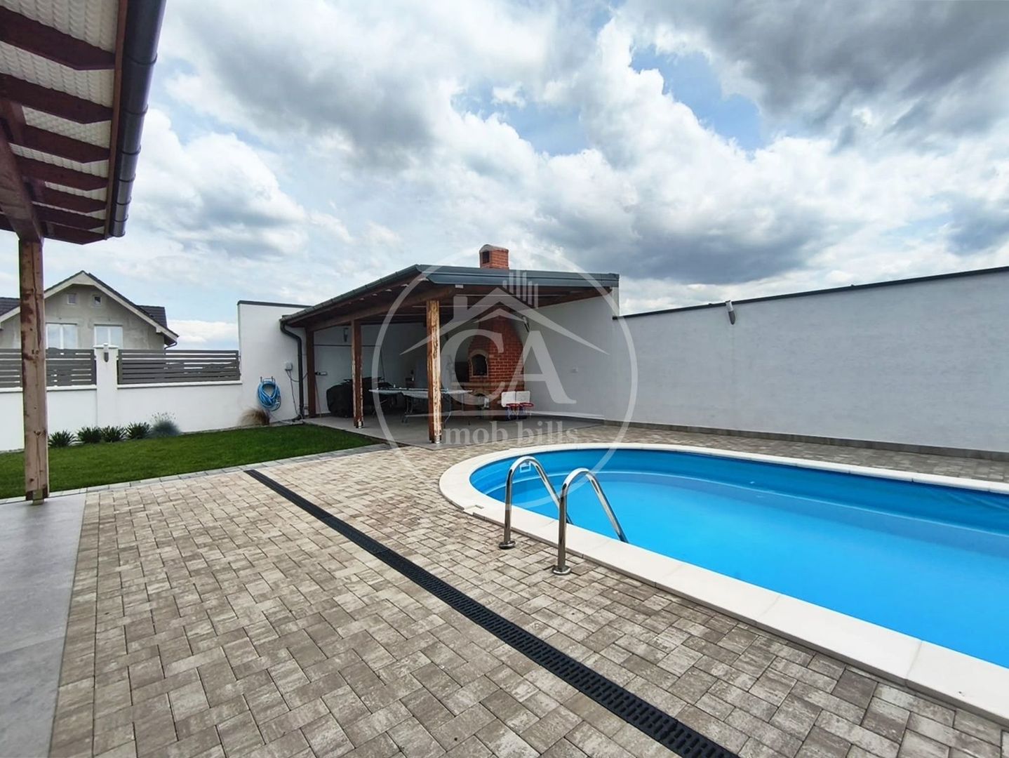 Casa de vanzare cu 4 camere si piscina in Cihei, Bihor - Poză 17